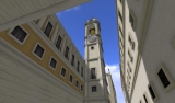Rua da Capela: Segundo troço e Torre do Relógio